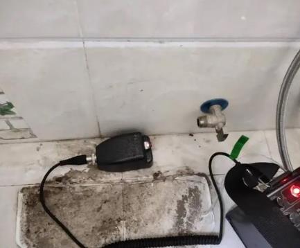 临西屋顶漏水维修公司分享下卫生间漏水的危害及解决方法